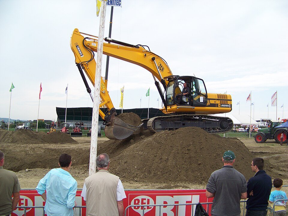JCB JS140 excavator