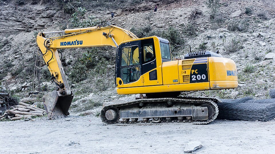 Komatsu PC200 excavator