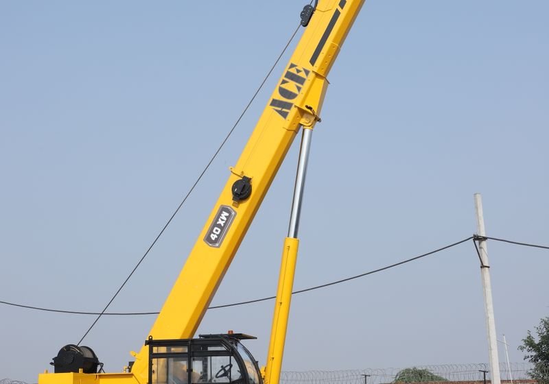 ACE 40XW Mobile Crane
